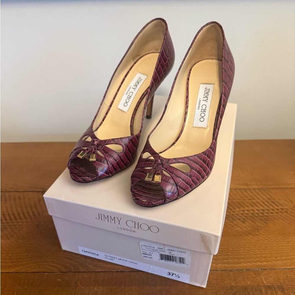 Jimmy Choo Glossy Mock Croc Plum Peep Toe Heel 37.5 size equivalent to 7.5